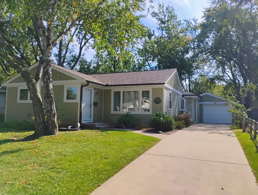 2805 Sigwalt Street, Rolling Meadows, IL 60008 - #2