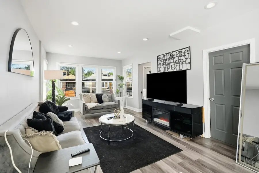9345 S Harper Avenue, Chicago, IL 60619 - #3