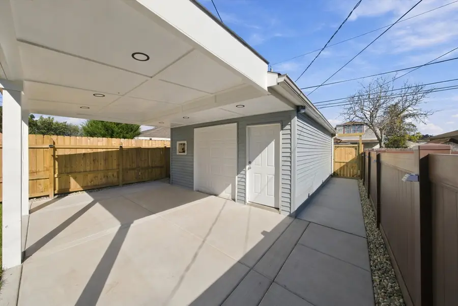 5711 S Mayfield Avenue, Chicago, IL 60638 - #3