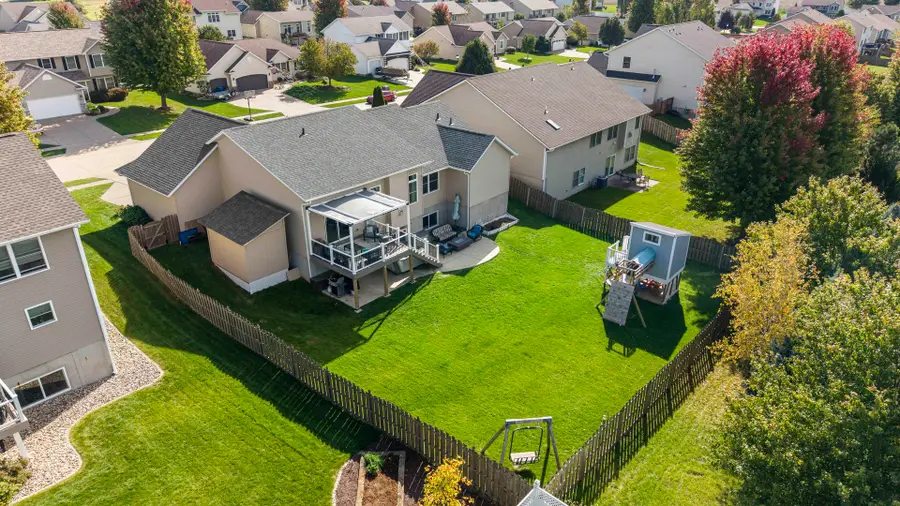 6612 Dorothys Drive, Bettendorf, IA 52722 - #3