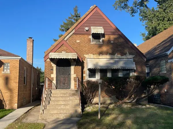 8640 S Vernon Avenue, Chicago, IL 60619