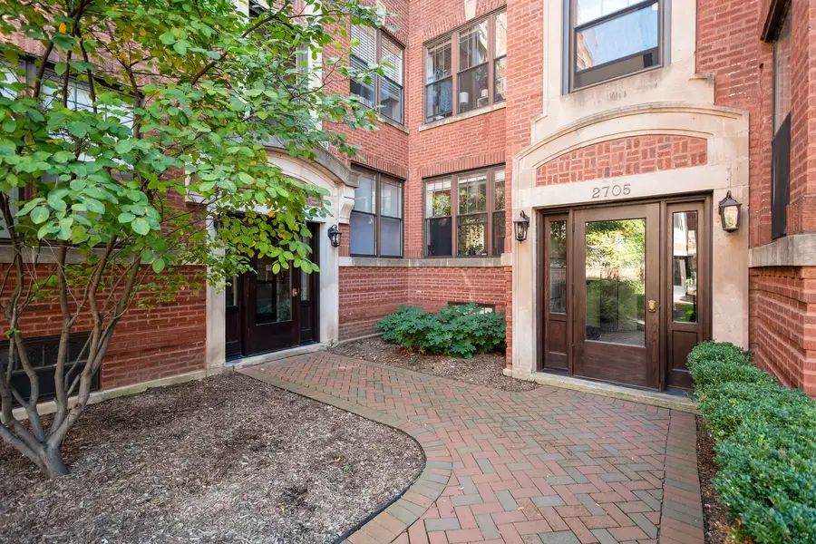 2705 N Mildred Avenue #3A, Chicago, IL 60614 - #2