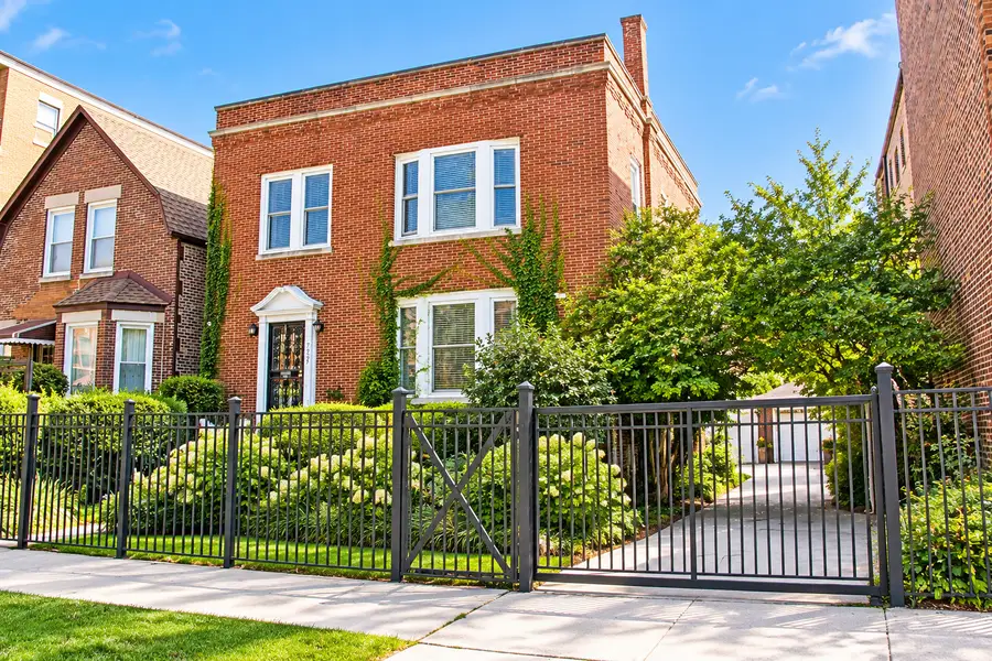 7225-27 S Yates Boulevard, Chicago, IL 60649 - #2