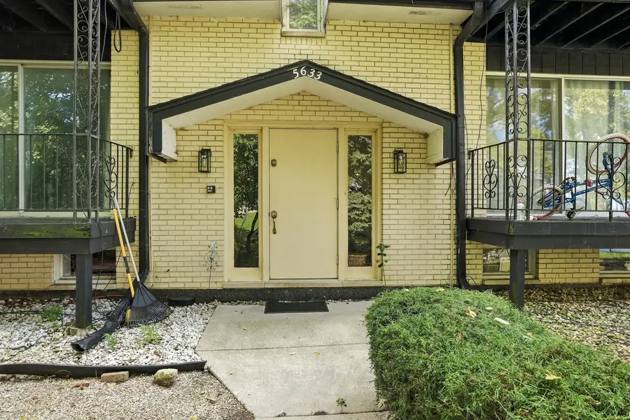 5633 Edge Lake Drive, Oak Lawn, IL 60453 - #2