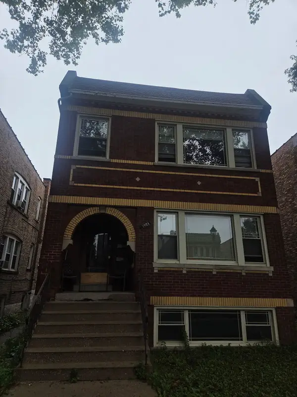 1921 Wesley Avenue, Berwyn, IL 60402