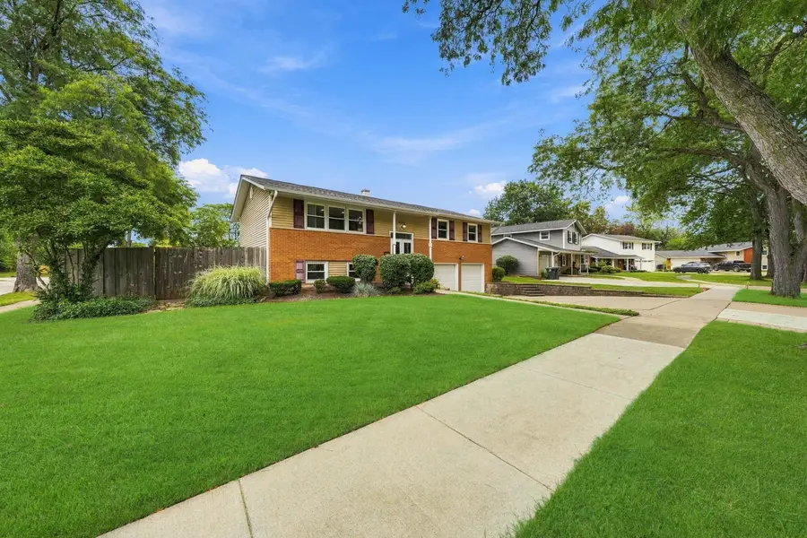 503 N Schirra Drive, Palatine, IL 60074 - #2