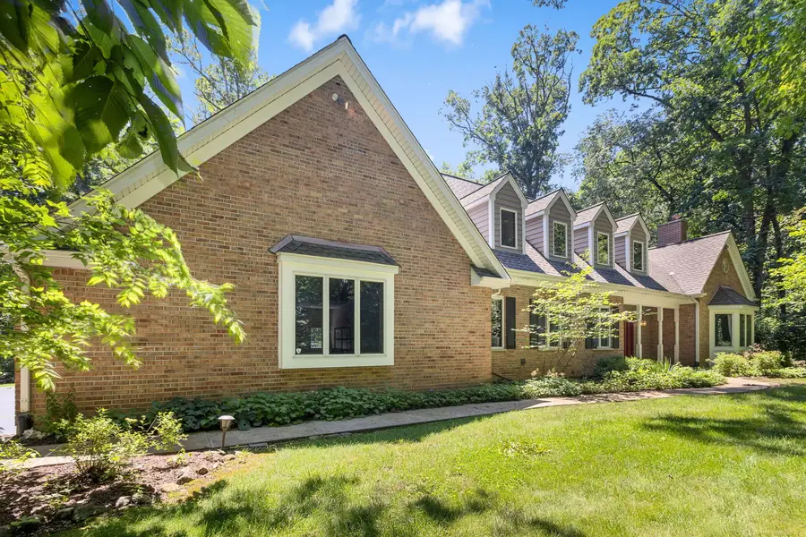 37W305 Crane Road, Saint Charles, IL 60175 - #3