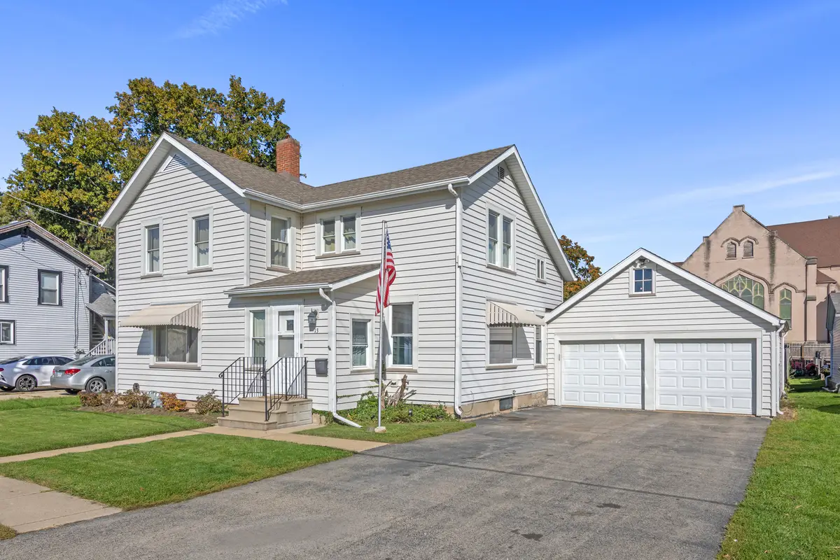 13 E 2nd Street, Sandwich, IL 60548 - #1