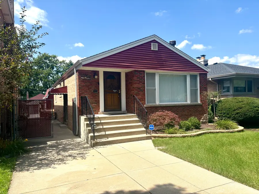10206 S Fairfield Avenue, Chicago, IL 60655 - #2