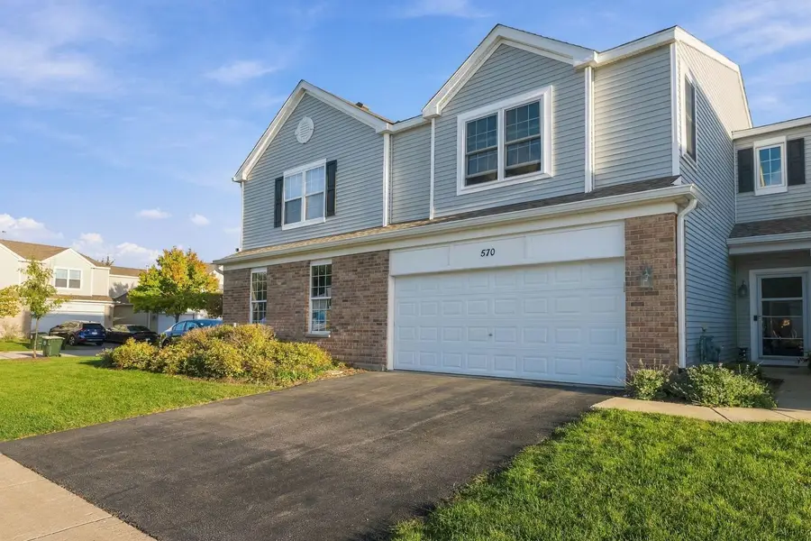 570 Springbrook Trail N, Oswego, IL 60543 - #2