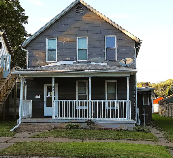 1824 W 6th Street, Davenport, IA 52802