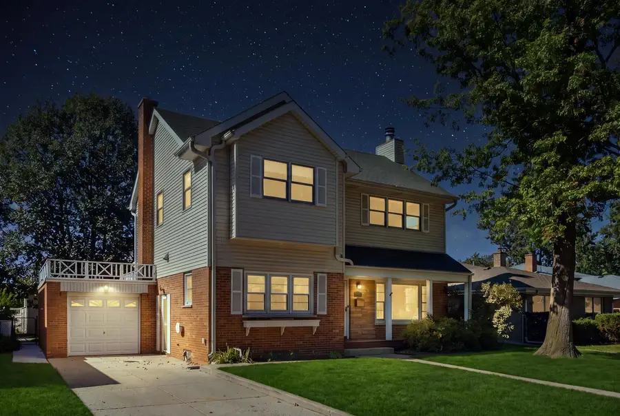 7840 Linder Avenue, Morton Grove, IL 60053 - #2