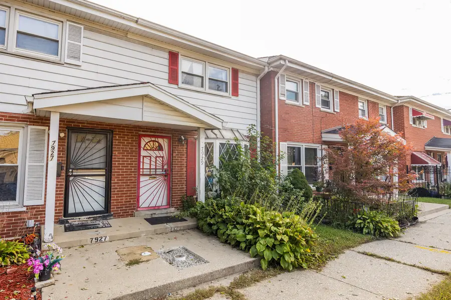 7929 S Greenwood Avenue, Chicago, IL 60619 - #2
