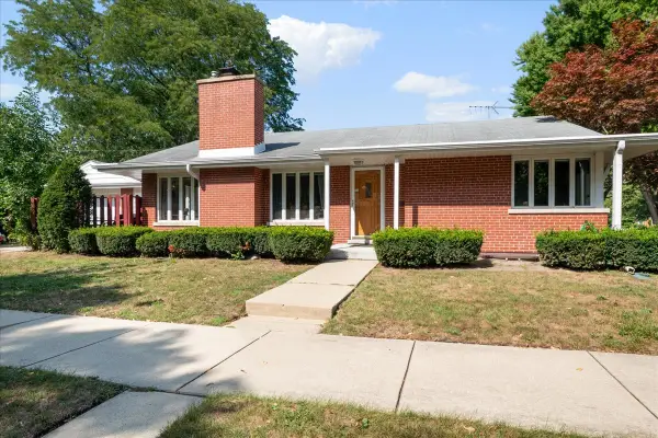 3902 Greenleaf Street, Skokie, IL 60076