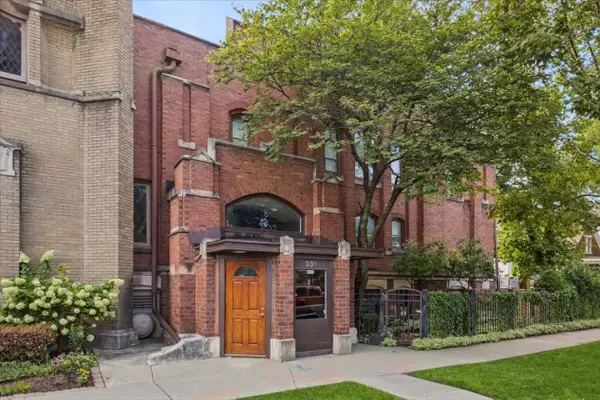 331 S Ridgeland Avenue #C, Oak Park, IL 60304
