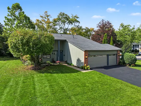 1220 N Pepper Tree Drive, Palatine, IL 60067