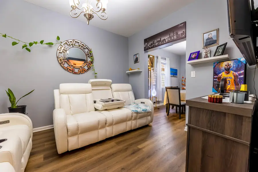 8031 S Woodlawn Avenue, Chicago, IL 60619 - #3