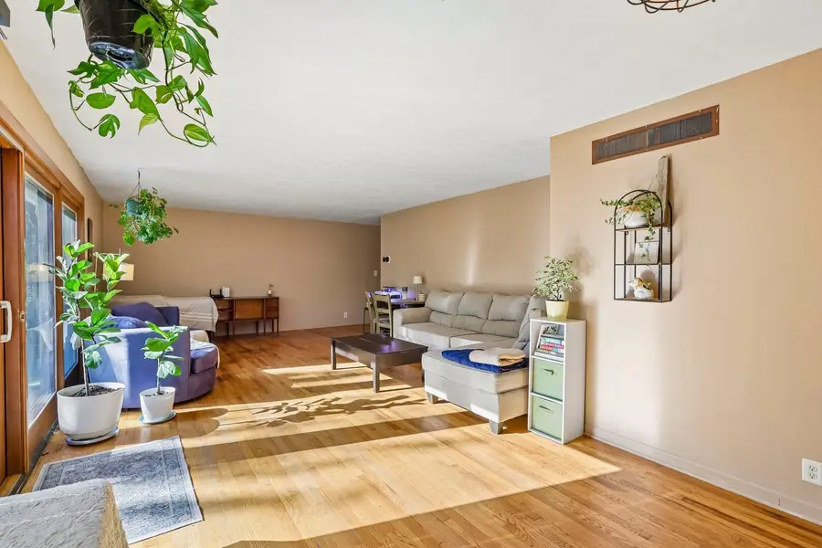 12302 Sunset Drive, Sycamore, IL 60178 - #3