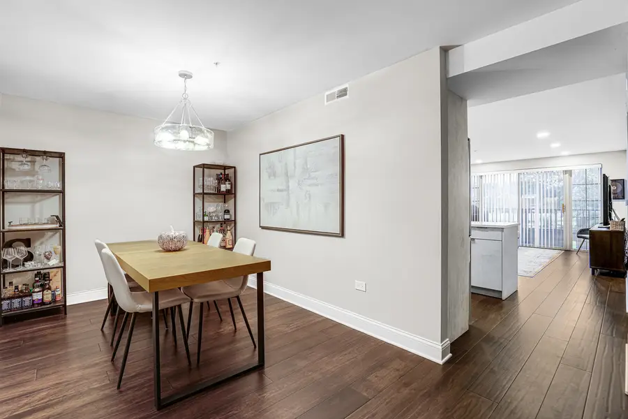 1800 Dewes Street #208, Glenview, IL 60025 - #3
