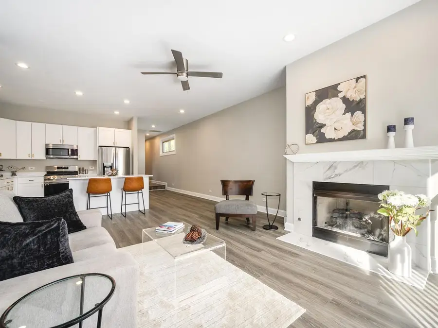 116 S Bell Avenue #1, Chicago, IL 60612 - #2