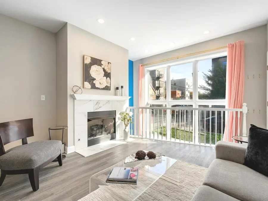 116 S Bell Avenue #1, Chicago, IL 60612 - #3