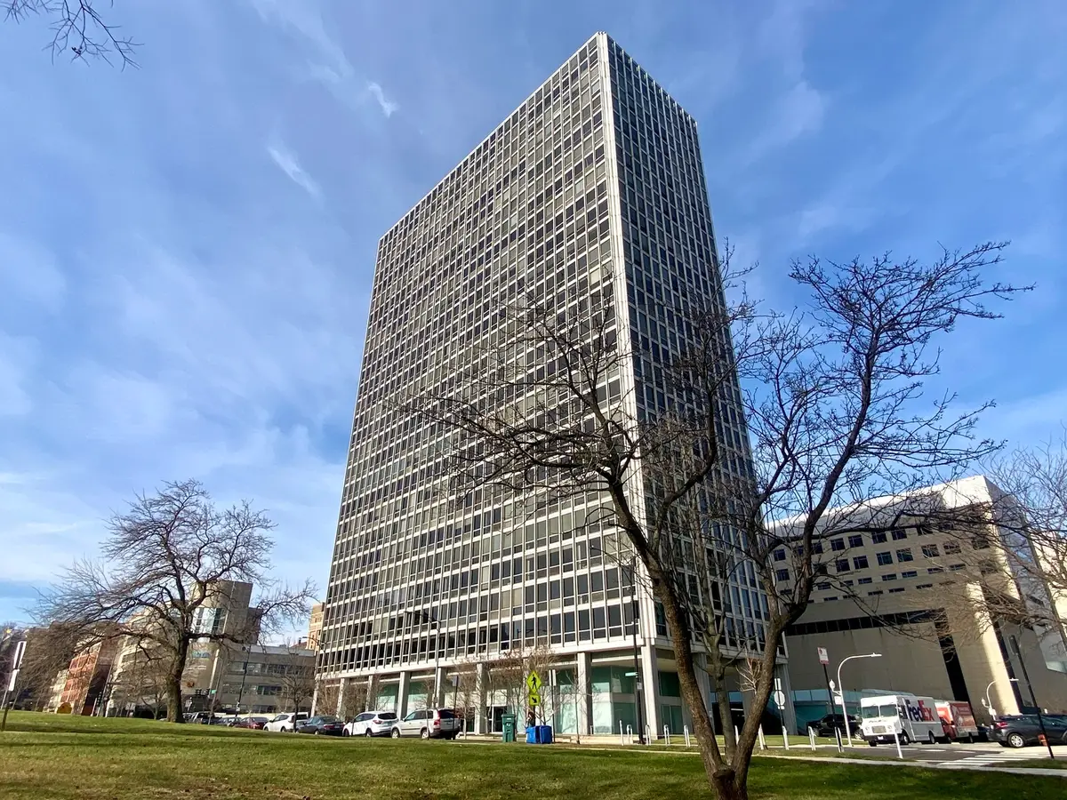 330 W Diversey Parkway #807-809, Chicago, IL 60657 - #1
