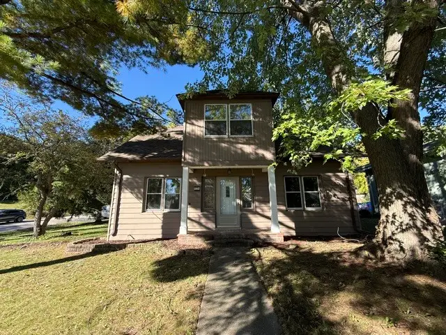 124 Hilltop Drive, Lake In The Hills, IL 60156 - #1
