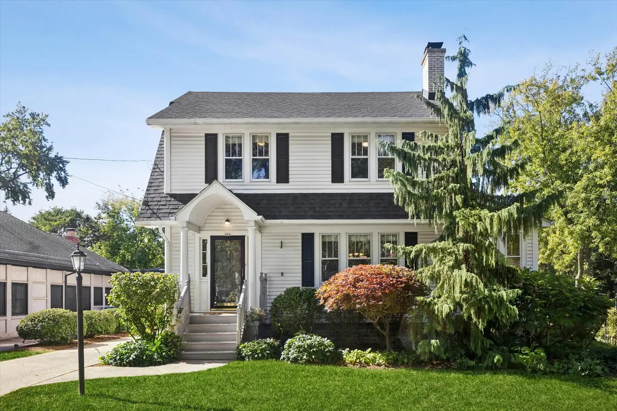 808 Howard Street, Wheaton, IL 60187 - #1