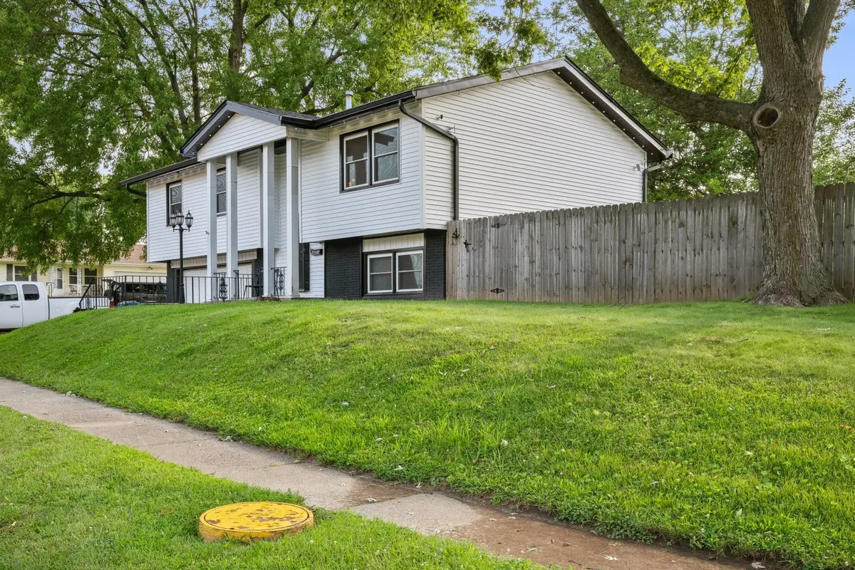 1810 15th Street, Silvis, IL 61282 - #1