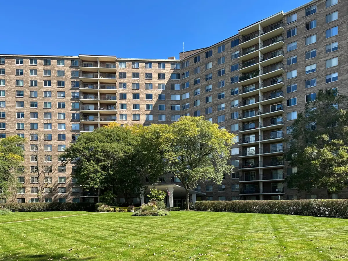 7141 N Kedzie Avenue #913, Chicago, IL 60645 - #1