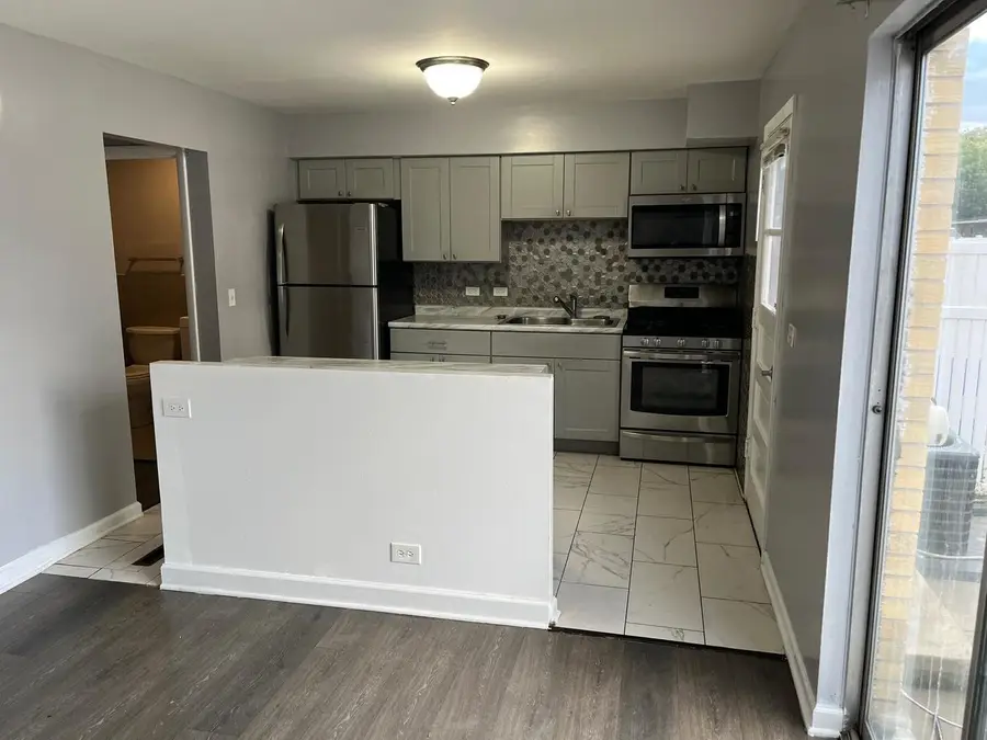 952 N Virginia Lane, Elmhurst, IL 60126 - #3