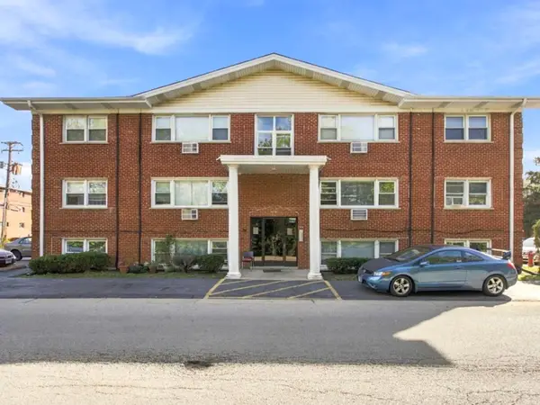 10154 Hartford Court #2C, Schiller Park, IL 60176
