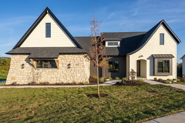 7175 Spring Creek Drive, Bettendorf, IA 52722