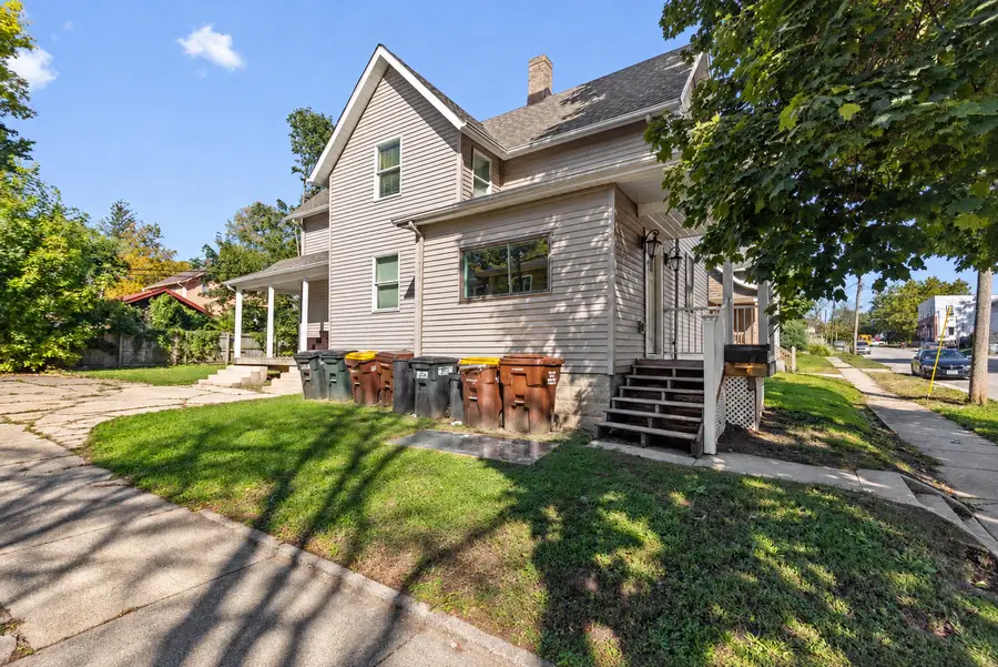 133 S Chicago Avenue, Rockford, IL 61104 - #3