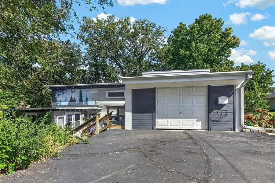 300 Adams Street, Ottawa, IL 61350 - #3