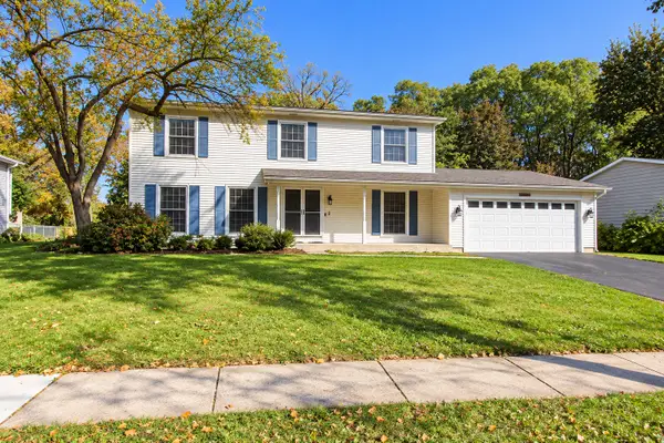 624 Green Oaks Drive, Crystal Lake, IL 60014