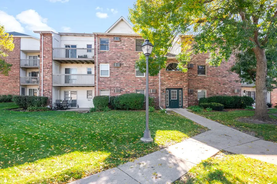 4316 W Shamrock Lane #1C, McHenry, IL 60050 - #2