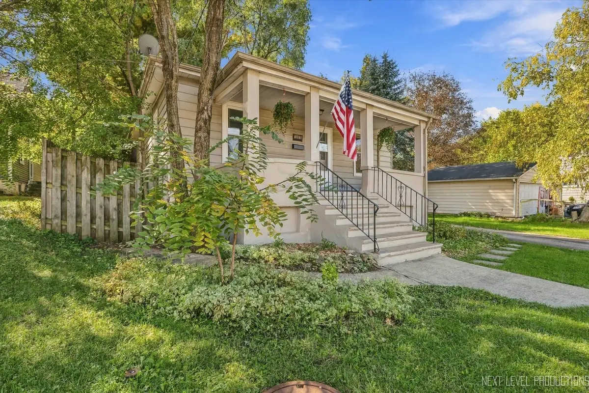 1003 Dean Street, Saint Charles, IL 60174 - #1