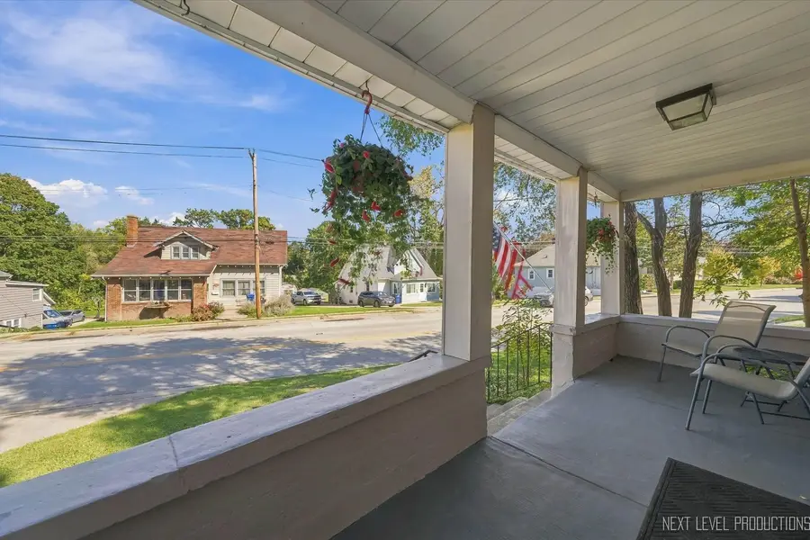 1003 Dean Street, Saint Charles, IL 60174 - #3