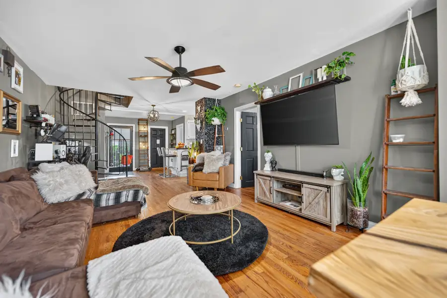 3339 N Hamilton Avenue, Chicago, IL 60618 - #2