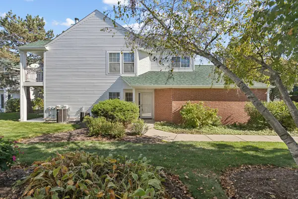 110 Hemstead Street, Lake Bluff, IL 60044