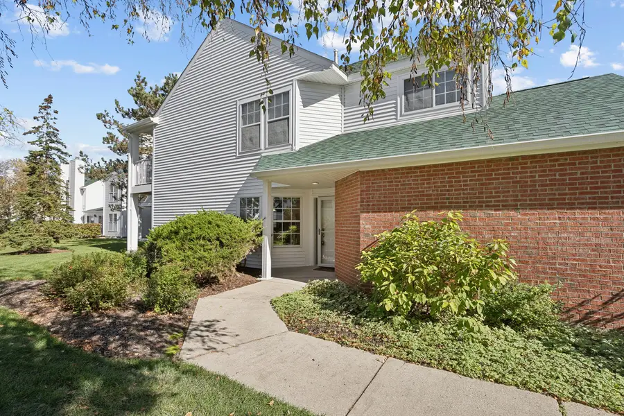 110 Hemstead Street, Lake Bluff, IL 60044 - #2