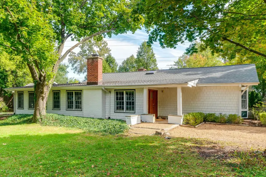 20 W Old Elm Road, Lake Forest, IL 60045 - #3