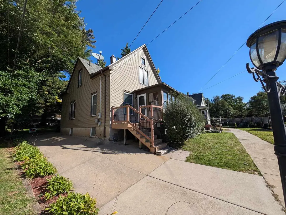 2016 Hutchins Avenue, Rockford, IL 61104 - #1