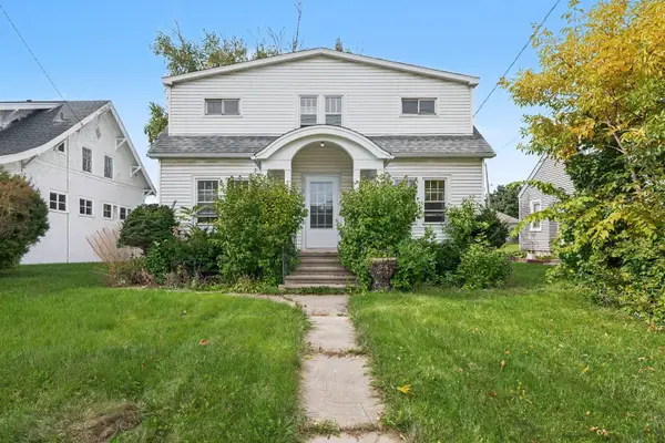 1413 N Richmond Road, McHenry, IL 60050