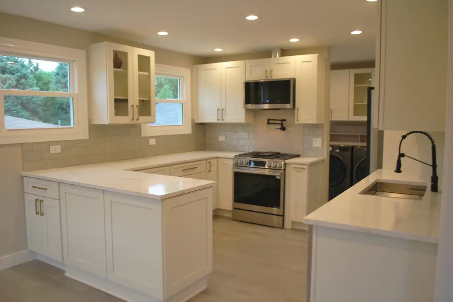 11418 S Avon Avenue, Alsip, IL 60803 - #3