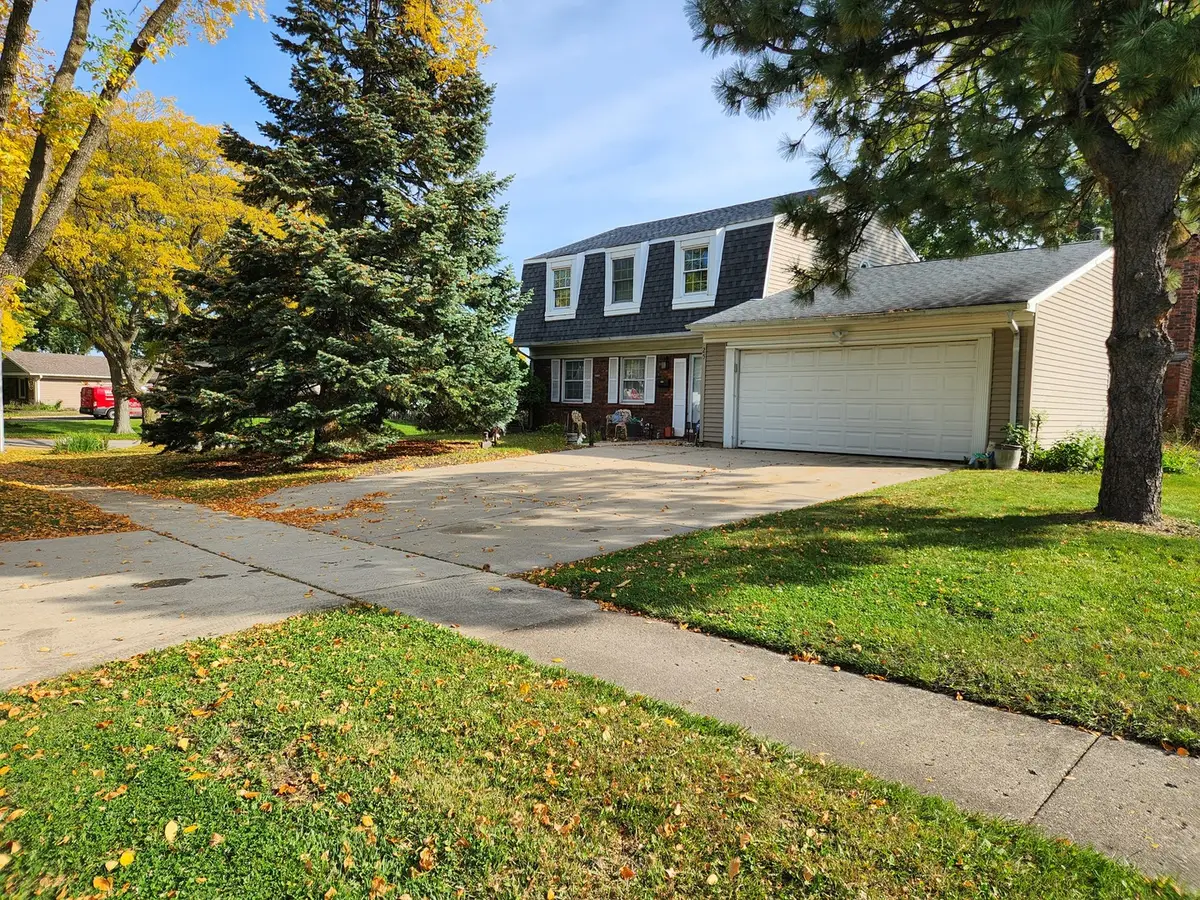 25 Emerson Drive, Schaumburg, IL 60194 - #1