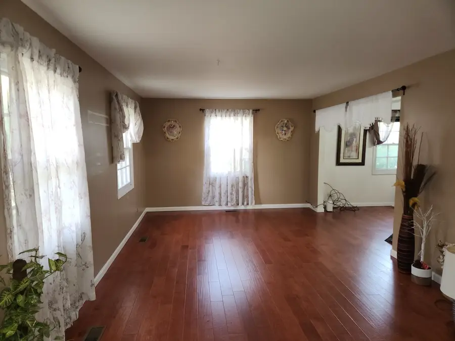 25 Emerson Drive, Schaumburg, IL 60194 - #3