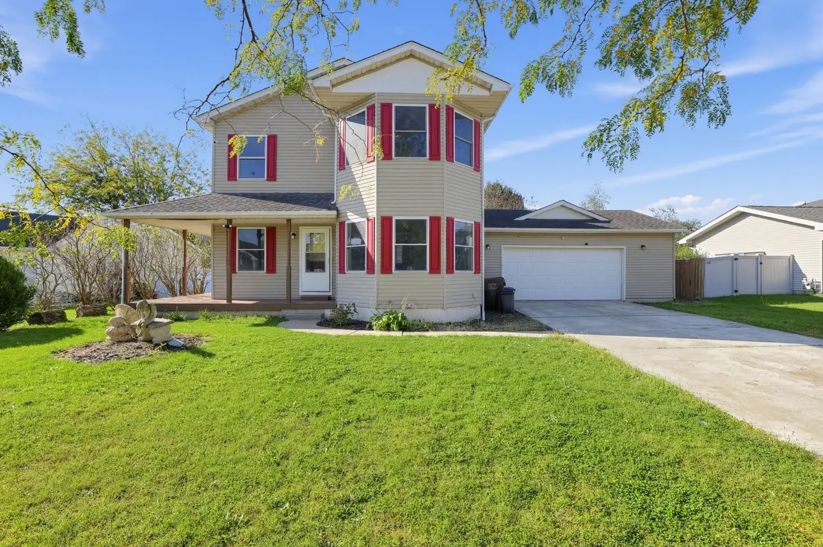 152 E First Street, Manteno, IL 60950 - #1