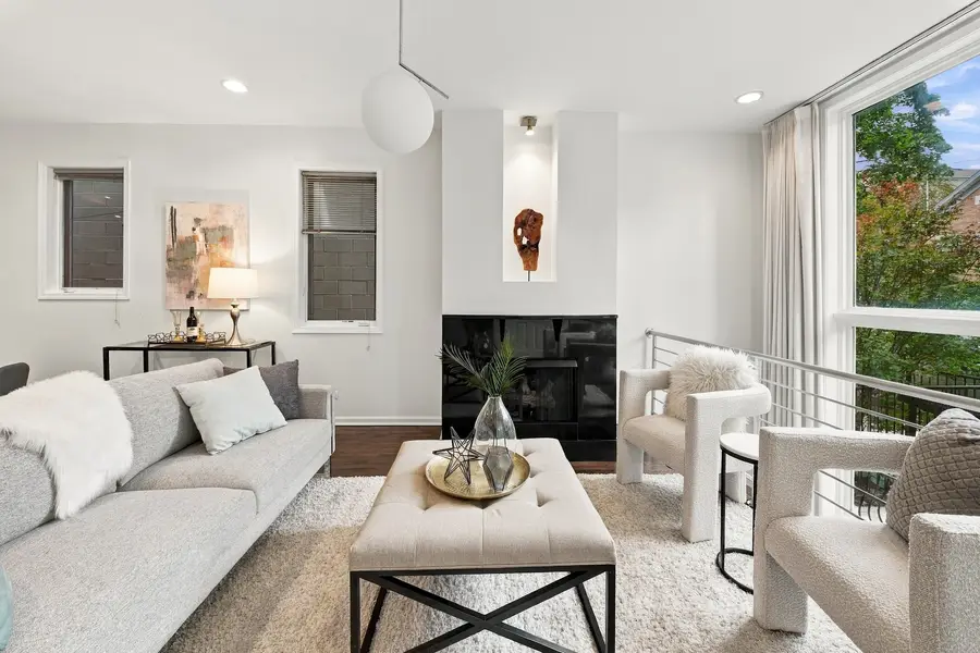 853 N Wood Street #1, Chicago, IL 60622 - #3